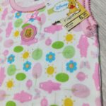 Grenouillère imprimée avec une broderie de Winnie OVS
