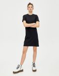 Mini robe cételée pull&bear
